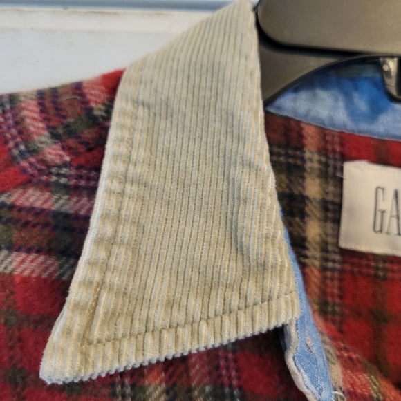 Y2K GAP Wool Red Green Plaid Flannel Button Up Shacket With Corduroy Collar - Picture 4 of 7